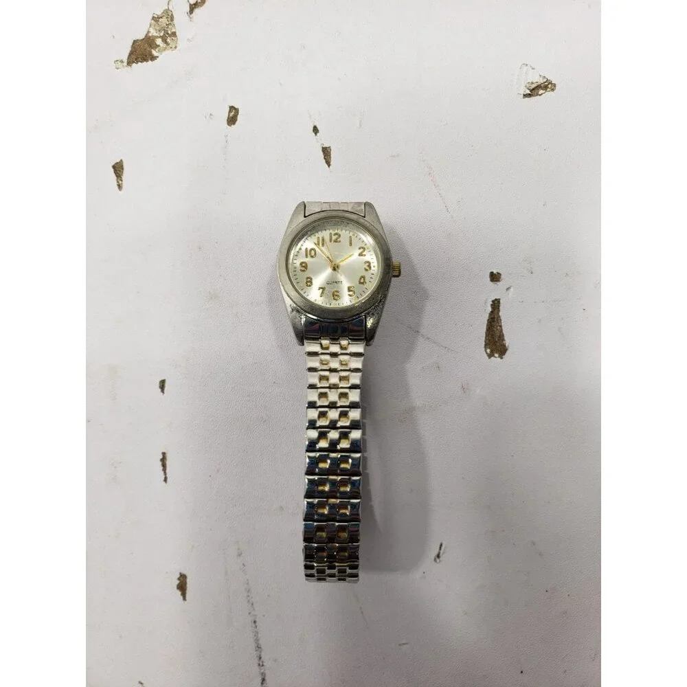 Lot Of 7 Watches Timex Geneva Fossil Wrangler 6 Women / 1 Man All Untested